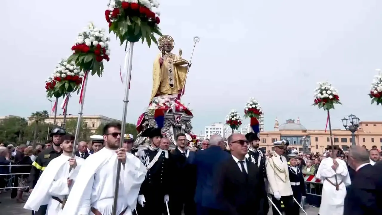 Sande Necole, il santo (moderno) dei Popoli