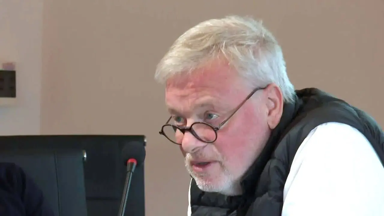 Sostenibilità, il Premio Nobel 2024 "Spieghiamola ai giovani"