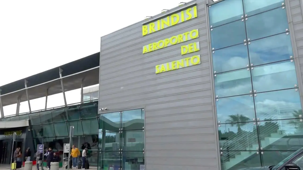 Aeroporti, lo scalo di Brindisi si fa più grande