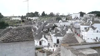 Alberobello, we are... in trulli