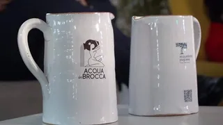 Aggiungi un posto a tavola con l'Acqua in Brocca