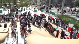Il Padiglione Italia con in volontari pugliesi