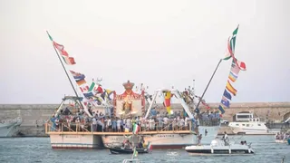 Madonna di Molfetta, fede e devozione a mare
