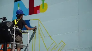 Sostenibilità, il messaggio (a colori) è sui muri