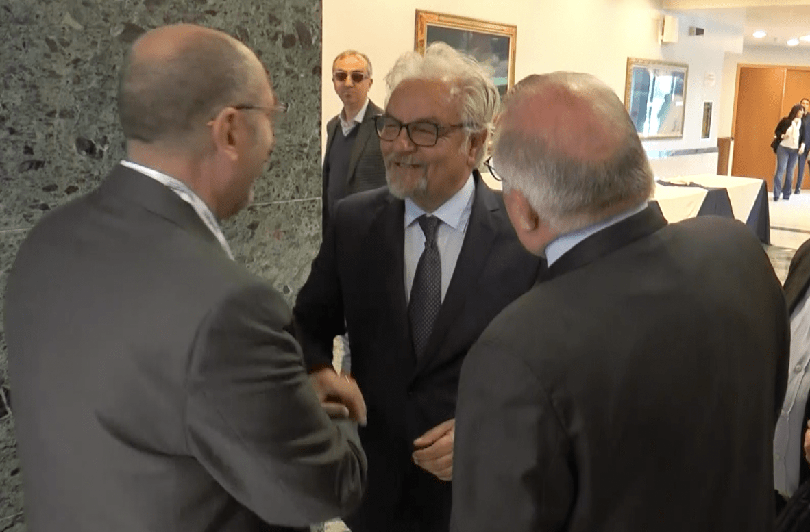L'assessore Leone con il dg AOR San Carlo Potenza Barresi